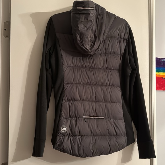 Like brand new . - Picture 2 of 3